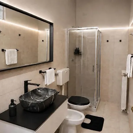 Appartamento Casa Con Ingresso Indipendente *