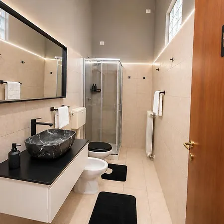 Casa Con Ingresso Indipendente * Zibello
