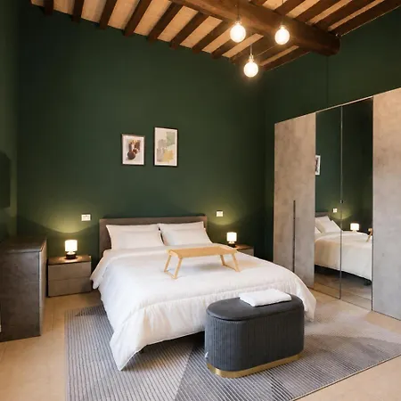 Casa Con Ingresso Indipendente * Zibello